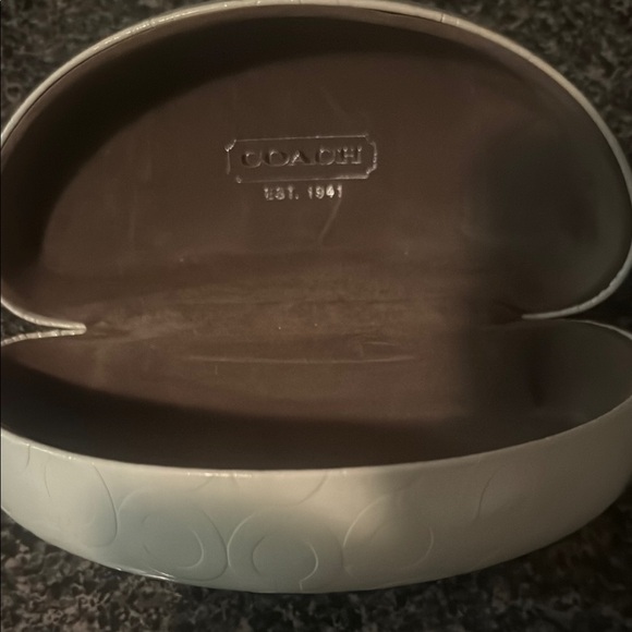 Coach Eyeglass Elegant White Textured Decorative case - Picture 2 of 7